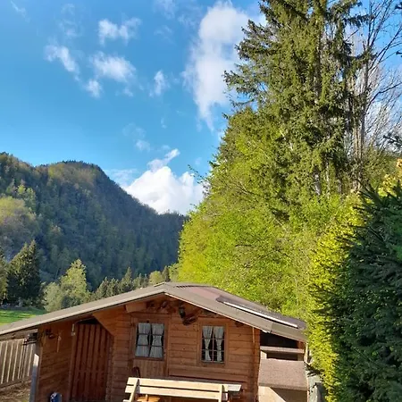 Apartament Erzen